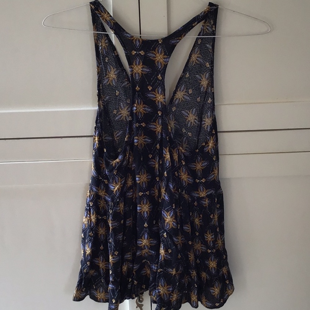 Pattern Razorback Top - image 4